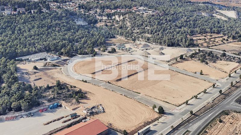 Foto b642e14a-2ad6-45bc-978e-1fe865ed9f7c. Terrain industriel dans carrer de la cobertera 14 dans Vendrell (El)