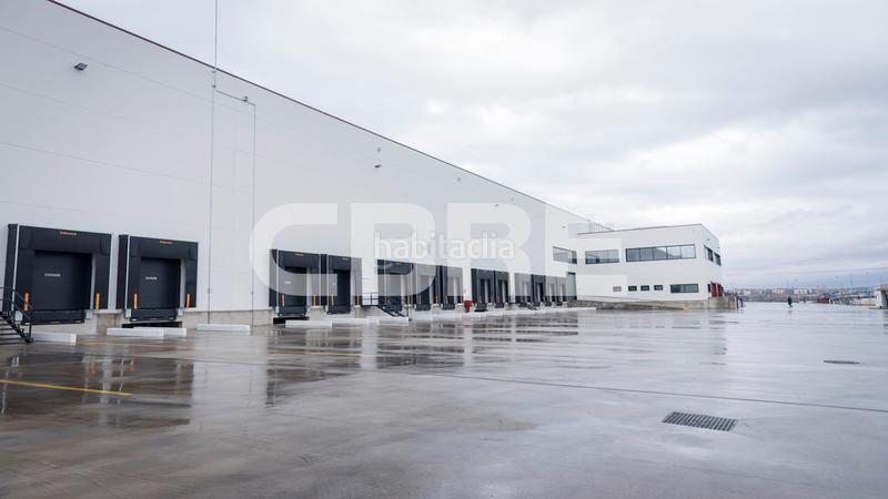 Foto 19f3486d-fecd-4a81-8906-6577f71c869a. Alquiler nave industrial en pasaje 5 50 excelente parque logístico en alquiler en San Fernando de Henares
