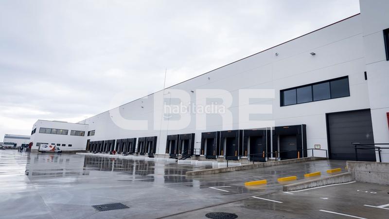Foto 27544745-63ef-4da5-8a3d-08e63495fbcf. Alquiler nave industrial en pasaje 5 50 excelente parque logístico en alquiler en San Fernando de Henares