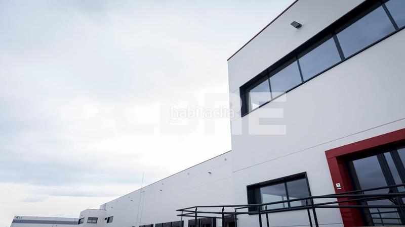 Foto 751dc237-018e-4514-8307-e3ff5ff2d02e. Alquiler nave industrial en pasaje 5 50 excelente parque logístico en alquiler en San Fernando de Henares