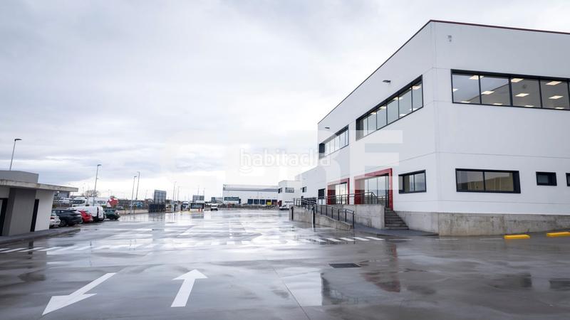 Foto 7cd26692-b917-45e6-a815-e280cbe17ce6. Alquiler nave industrial en pasaje 5 50 excelente parque logístico en alquiler en San Fernando de Henares