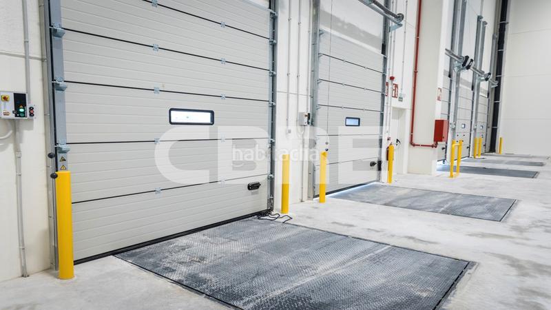Foto b838c671-648d-4824-b3f8-a95dacc2174b. Alquiler nave industrial en pasaje 5 50 excelente parque logístico en alquiler en San Fernando de Henares