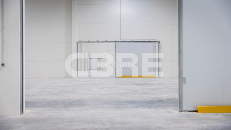 Foto bac25175-fc9a-49d5-9226-6cf4b0216b08. Alquiler nave industrial en pasaje 5 50 excelente parque logístico en alquiler en San Fernando de Henares