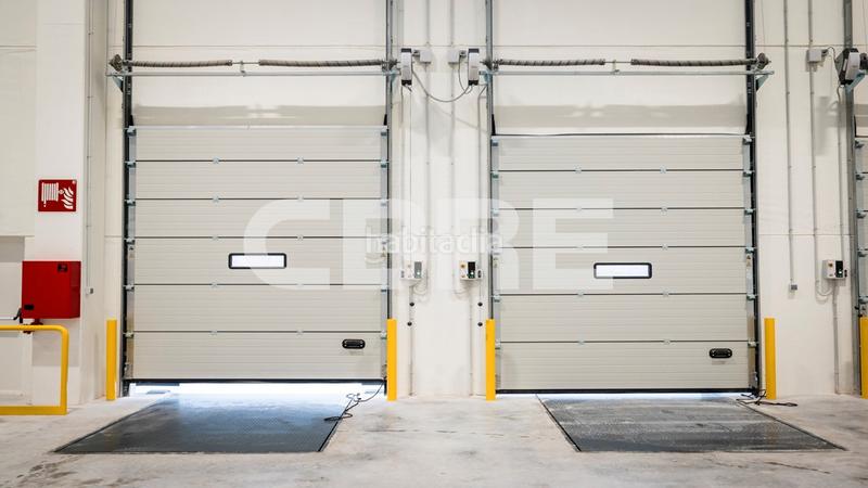 Foto 67544755-f39f-4302-8539-e0fcb0be8247. Miete fabrikhalle in pasaje 5 50 in Montserrat-Parque Empresarial San Fernando de Henares