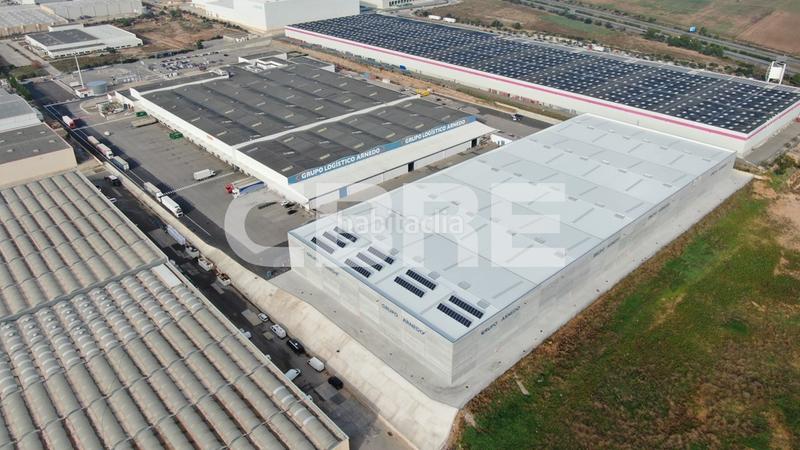 Foto 62c29b43-5587-45d3-9870-d5349de0bee9. Affitto capannone industriale in carrer de montmell 4 in Santa Oliva