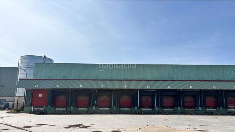 Foto b76cce44-db81-40b6-b7fa-40bed31f743b. Lloguer nau industrial a avenida de las morcilleras 40 a Valdemoro