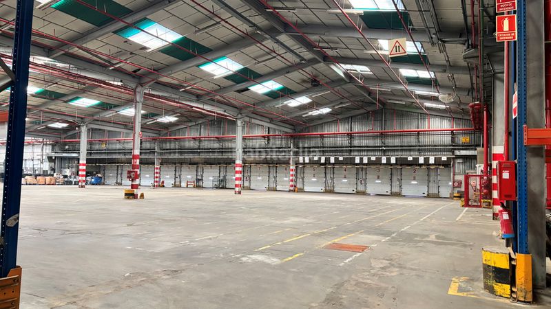 Foto dbac1a8e-82a5-41ca-973f-dd51bbff5741. Lloguer nau industrial a avenida de las morcilleras 40 a Valdemoro