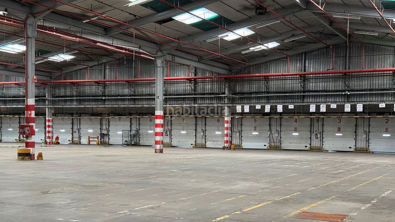 Foto ee2a25f4-1ff2-421e-8a0b-f4939e65e02f. Lloguer nau industrial a avenida de las morcilleras 40 a Valdemoro