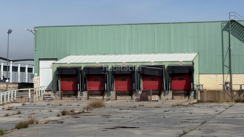 Foto eebc9b5a-e279-4f06-922c-b14fddcb7507. Lloguer nau industrial a avenida de las morcilleras 40 a Valdemoro