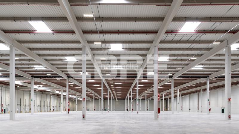 Foto 39c0a109-7244-4d12-9145-aa3a6057e23d. Rent industrial building in carretera fuenlabrada 2068 in Pinto