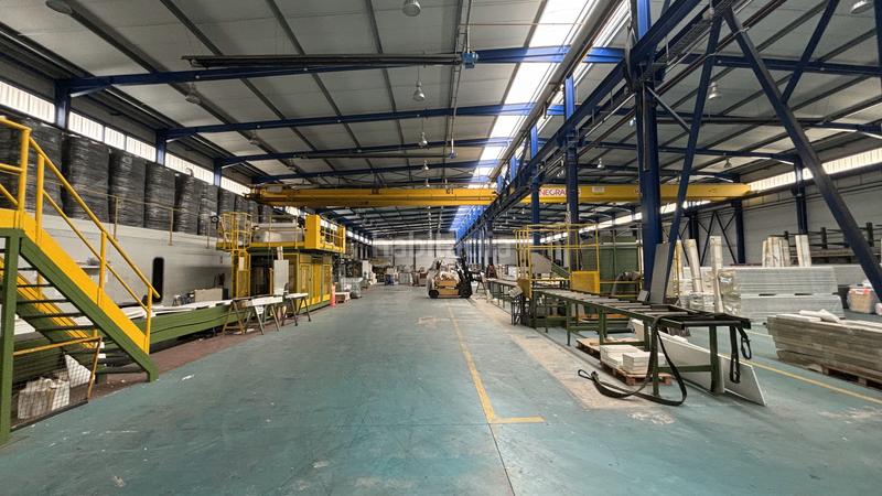 Foto c2f5d444-1cfc-42ab-b9f4-29fc93879632. Nau industrial a lantaron poligonoa 7 a Lantarón