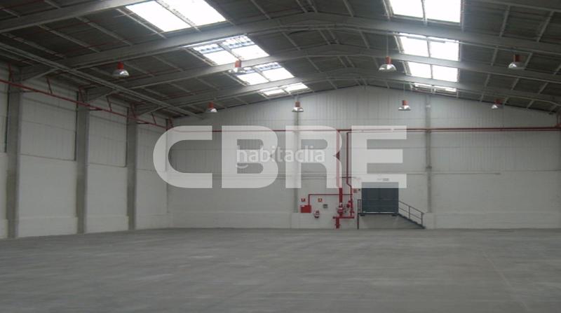 Foto 51852c79-54f3-43f7-aeb3-0e004b63059f. Location bâtiment à usage industriel dans avenida de la industria 22 dans Coslada