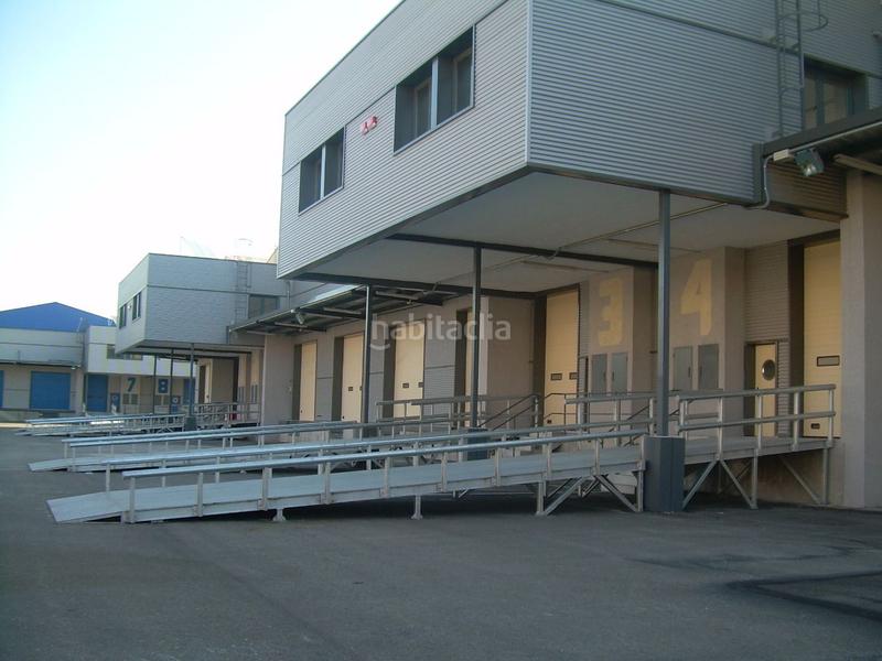 Foto 705bebf1-37af-45e0-83b1-69c3df056d19. Location bâtiment à usage industriel dans avenida de la industria 22 dans Coslada