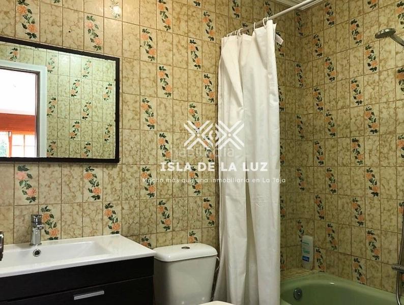 Foto d92bdb19-6eb3-47ee-868b-ab492f6ec88b. Miete chalet in lugar soutullo 176 in Noalla Sanxenxo