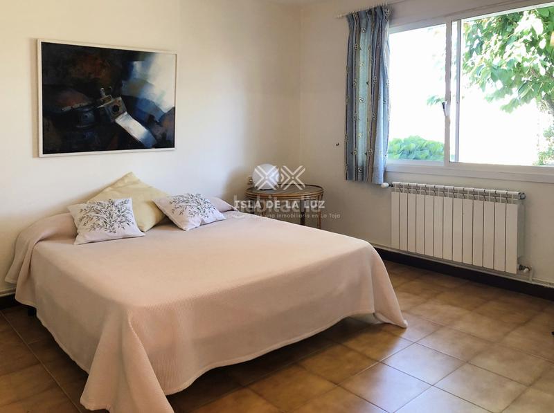 Foto 69b7aa7c-1690-4f25-9068-5483bd5d1ca0. Chalet en rúa don pedro 3 chalet en la exclusiva isla de la toja en primera línea de playa. en Grove (O)