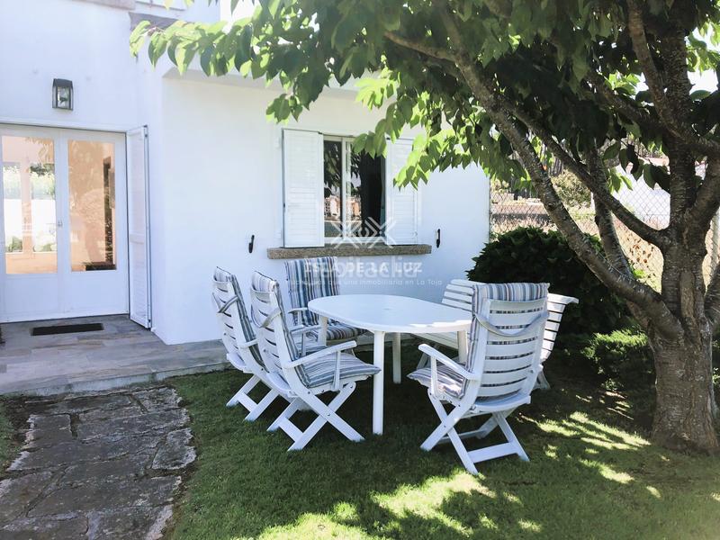Foto bdba4f88-06a6-4c18-a4f0-fcf72bb18b9c. Chalet en rúa don pedro 3 chalet en la exclusiva isla de la toja en primera línea de playa. en Grove (O)