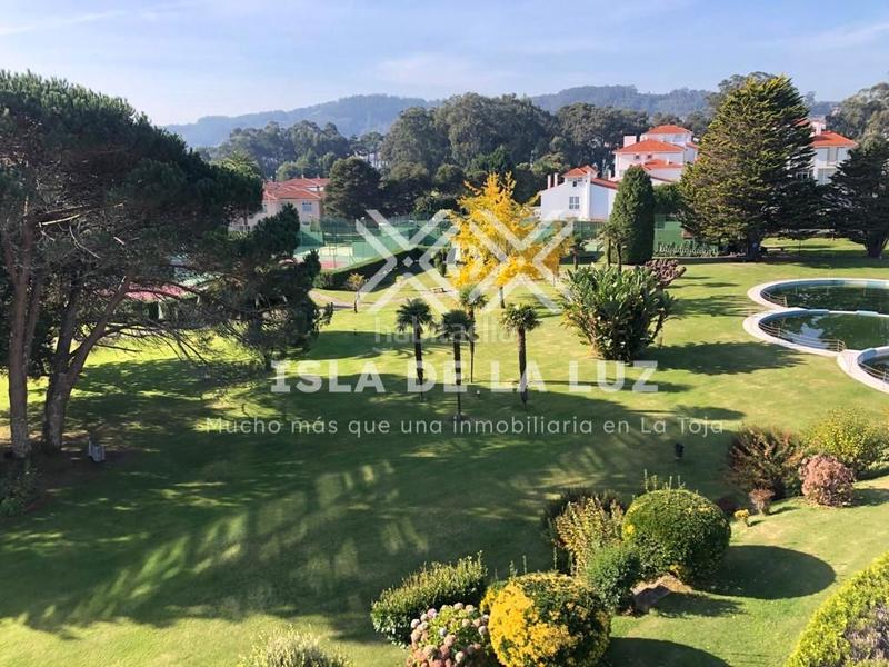 Foto 16f304f3-35db-4d09-9f31-8dce532a5ac3. Alquiler tríplex  en la isla de la toja en Grove (O)