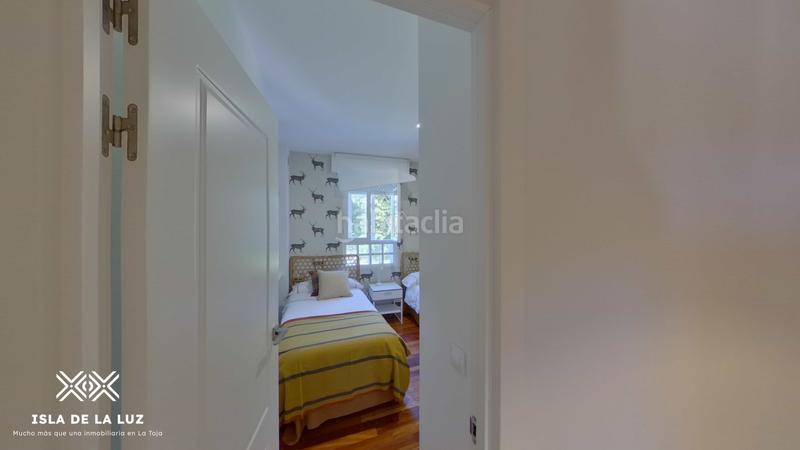 Foto 65f6db9c-37ae-49b4-bba9-00c654d2cdab. Alquiler tríplex  en la isla de la toja en Grove (O)