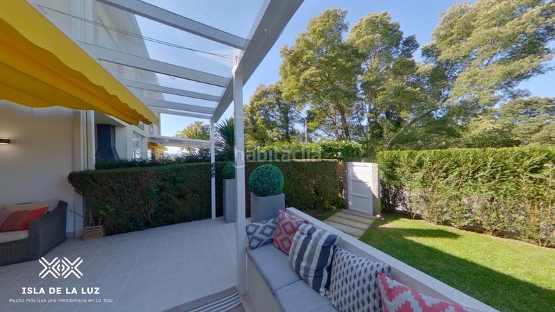 Foto 7f322fff-3bba-4cdf-a550-d57a16bc1f7f. Alquiler tríplex  en la isla de la toja en Grove (O)