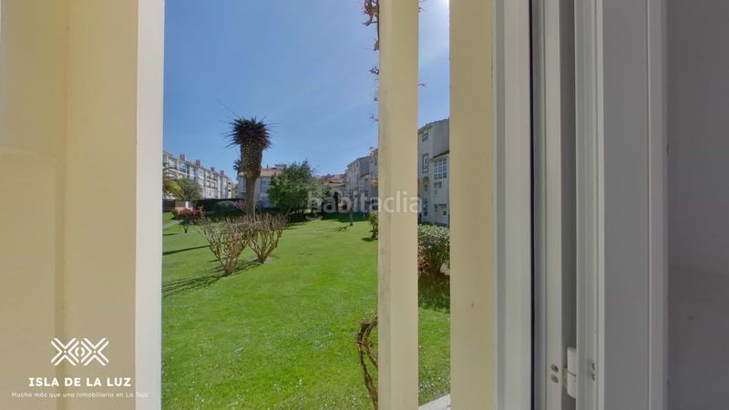 Foto 7f5153d5-3f2c-41ac-a586-79f22a5a1e03. Alquiler tríplex  en la isla de la toja en Grove (O)