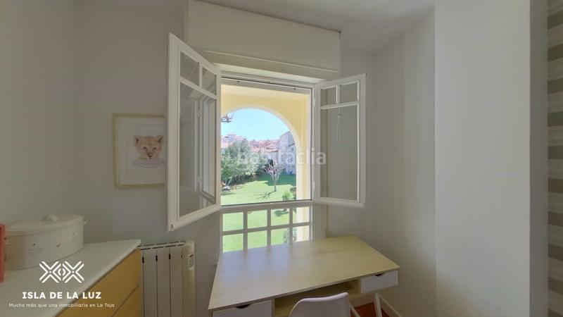 Foto e3b3cea8-492b-44e8-9874-3c1fe70f5f89. Alquiler tríplex  en la isla de la toja en Grove (O)