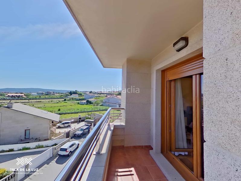 Foto 07007261-3eb9-4988-b33d-7e27a0b5875b. Pis a lugar fonte de ons 91 a Noalla Sanxenxo