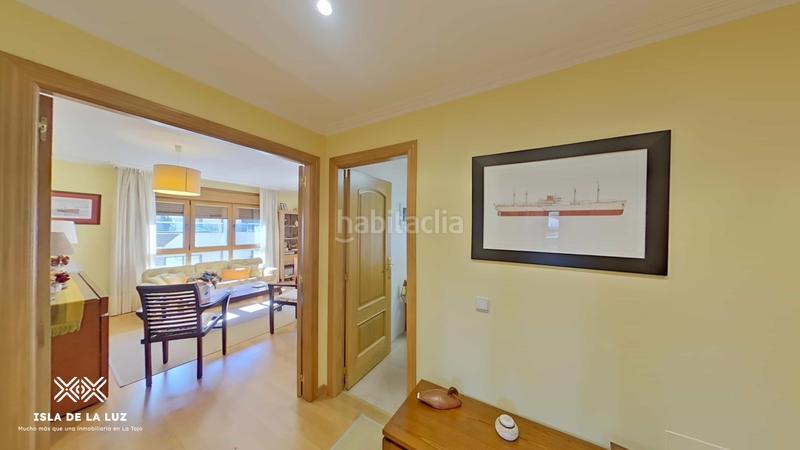 Foto 579b8859-5680-40c2-9071-394230baf9a6. Pis a lugar fonte de ons 91 a Noalla Sanxenxo