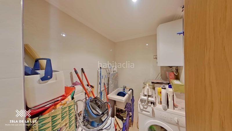 Foto c52ec7a0-c012-487c-8f7a-9dde210bda6c. Pis a lugar fonte de ons 91 a Noalla Sanxenxo