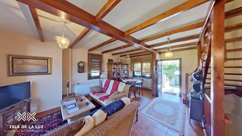 Foto 5dc2c9a5-a1b2-41a3-83e0-bbd4ba73f1de. Xalet a montemar 0 a Grove (O)