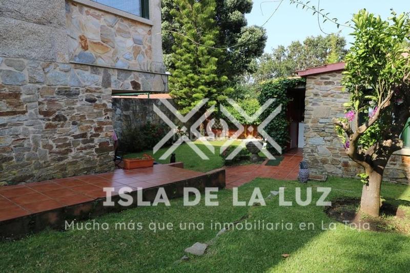 Foto b3b25576-aba9-4c81-a3f4-7008bc4b4d46. Xalet a montemar 0 a Grove (O)