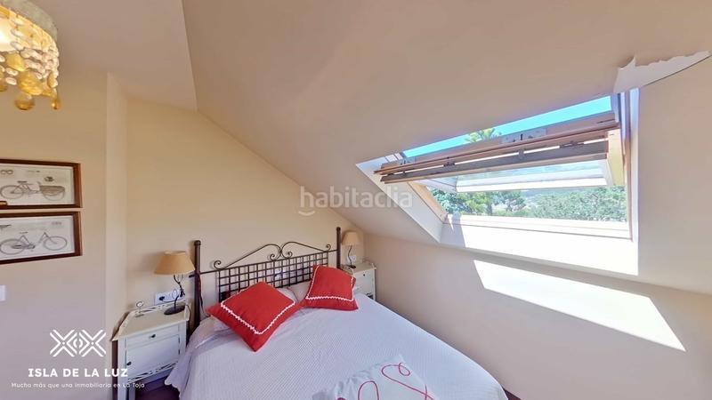 Foto c5611359-a35c-4250-92e5-052420909462. Xalet a montemar 0 a Grove (O)