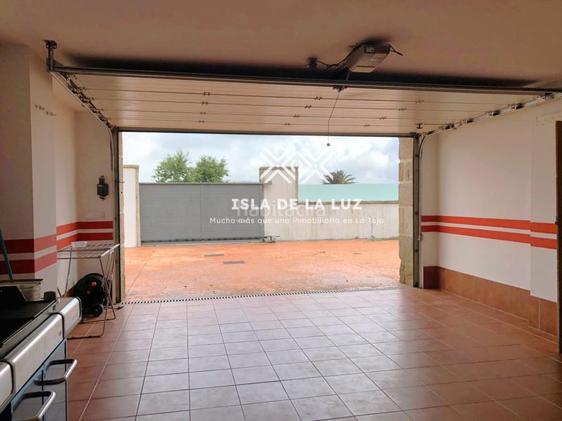 Foto 6fbbba46-a1d9-4cfe-a3d1-7cb14bc6bbb8. Chalet mit heizung parking pool in Vilalonga Sanxenxo