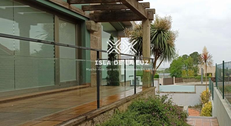 Foto b652b498-ca62-490a-938b-1127629bbc7b. Chalet mit heizung parking pool in Vilalonga Sanxenxo