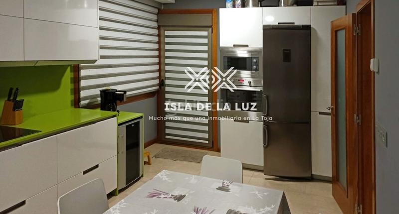 Foto f4ffcdcc-fc7a-4024-8547-7f551e5fffb6. Chalet mit heizung parking pool in Vilalonga Sanxenxo