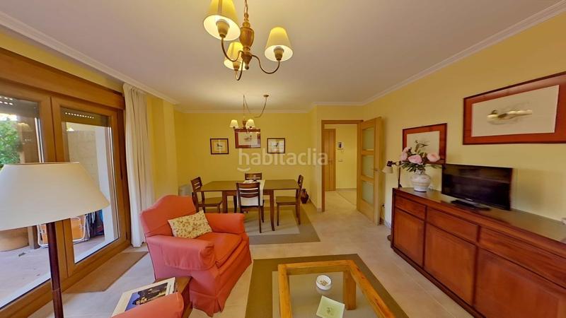 Foto 8bafb390-a102-4d8d-9c27-f3180185362d. Appartamento in calle fonte de ons-Noalla 3 in Noalla Sanxenxo