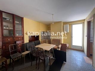 Pis a Centro. Piso en venta en ontinyent recayente a plaza concepción