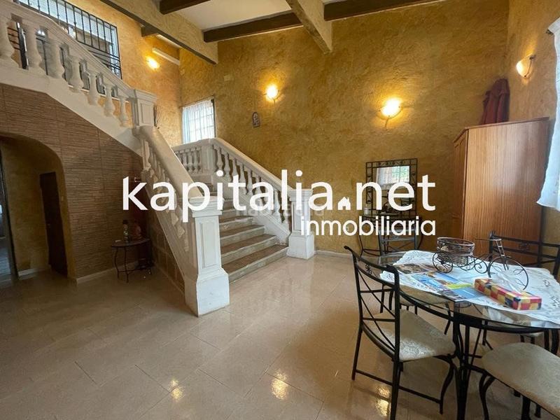 Foto 72ae2ad4-14ba-40e6-a2f9-d7456b8c68d9. Chalet con parcheggio piscina in La Vila Alzira