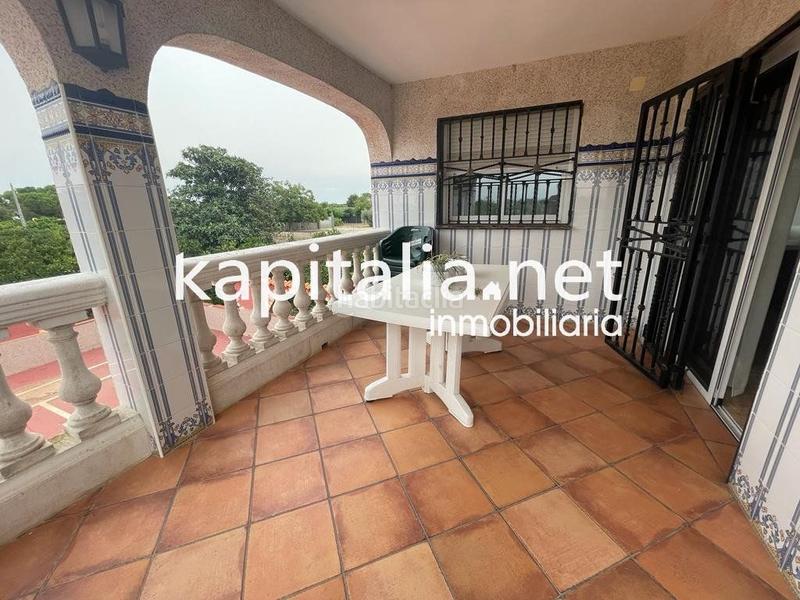 Foto bbb62847-2621-4970-9387-9f79a47d4961. Chalet con parcheggio piscina in La Vila Alzira