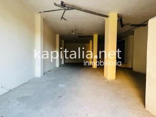 Local commercial à Sant Josep-Zona Hospital. Local comercial céntrico a la venta en ontinyent