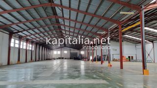 Capannone industriale in Montaverner. Nave industrial a la venta en montaverner