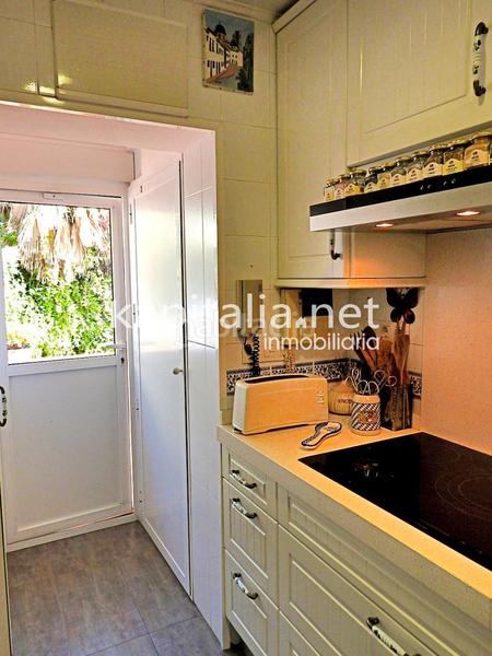 Foto 505e5333-45d4-436e-9fe5-0873580b86b6. Xalet amb aparcament piscina a Cabo de las Huertas Alicante