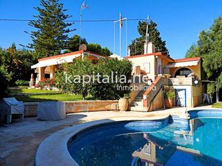 Chalet à Cabo de las Huertas. Espectacular chalet a la venta en cabo huertas