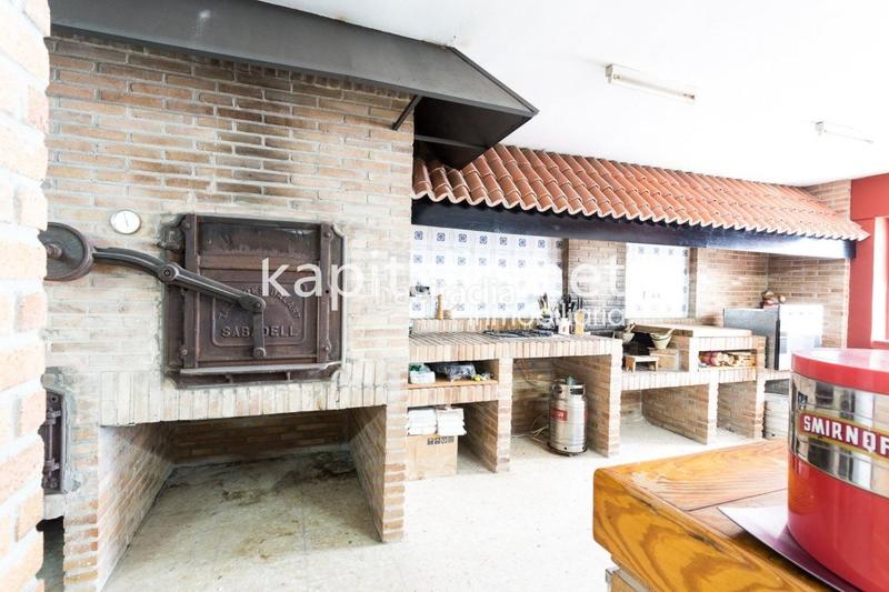 Foto eab466c1-8954-4fbd-92f1-e5a1e70ee417. Xalet amb aparcament piscina a Cabo de las Huertas Alicante