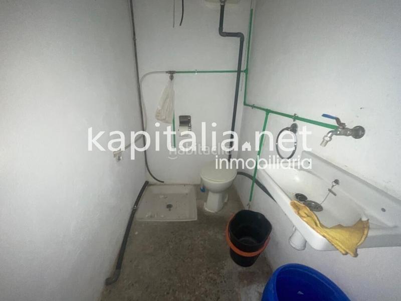 Foto 9e5ef765-8658-4eac-bc35-f4a59a9bbf48. Local comercial a Xàtiva