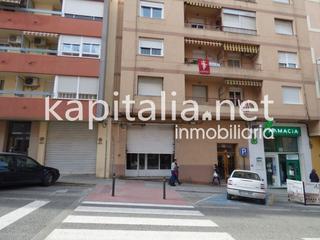 Local Comercial a Sant Josep-Zona Hospital. Local en venta en avd daniel gil de ontinyent.