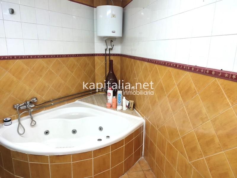 Foto 10f3abb7-b231-44a2-bb2d-ed5478b4cba9. Location local commercial dans Sant Josep-Zona Hospital Ontinyent