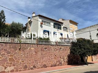 Xalet a Sumacàrcer. Chalet a la venta en sumacarcer