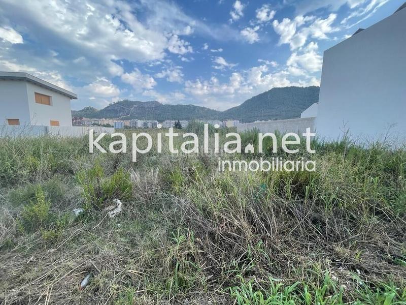 Foto 2f9a121c-0a16-4cd3-bb18-273ca1728617. Terreny residencial a Xàtiva