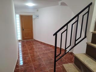 Casa a Centro. Casa reformada  a la venta en ontinyent,  ubicada en la vila