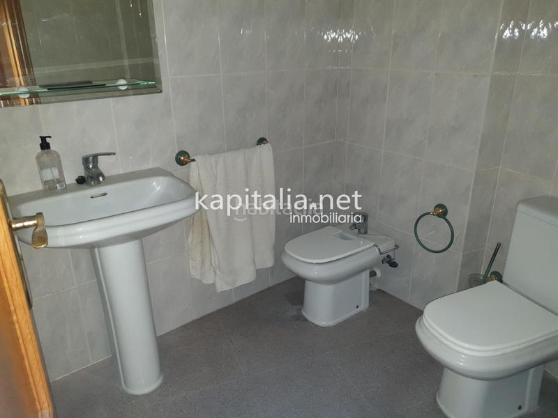 Foto 8ee442fd-cb47-4810-a882-1fba6d77e7e9. Oficina bajo a la venta en Centro Ontinyent